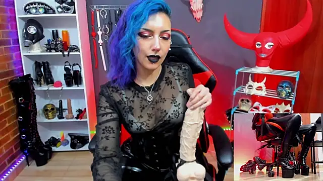 Yelena_LatexMaiden Chat XXX in diretta