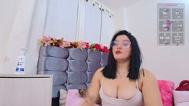 Isabella_Roses_'s Live XXX Chat