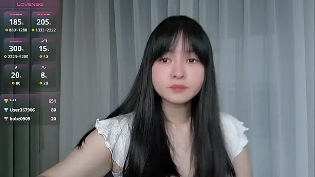 -Yuko- élő XXX-chatje
