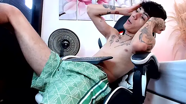 Tommy_valverde Live XXX-Chat