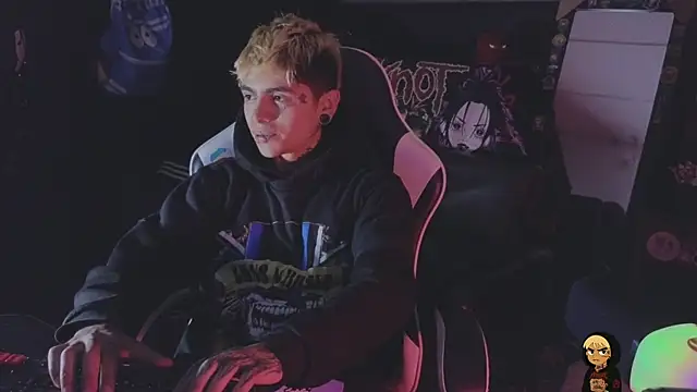 AcidMilo 现场XXX聊天