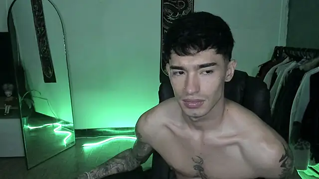 Damon__333 现场XXX聊天