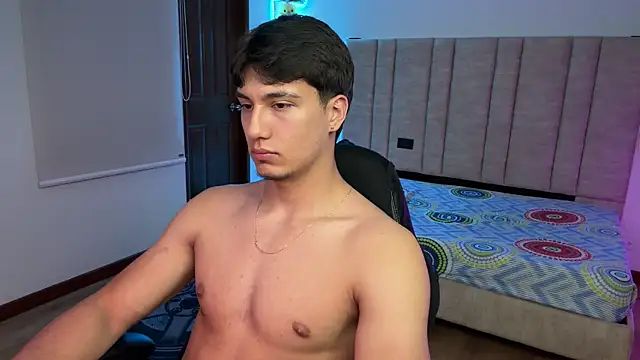 Chat +18 de CHRIS_MORGAN1 ao vivo