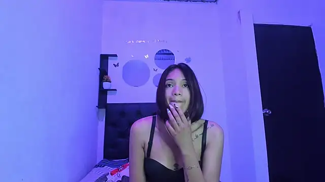 Chat +18 de sapphire_brown20 ao vivo