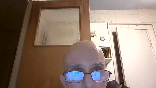 mariusica1@xh Live XXX Chat