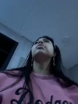 TAMMYBLACKK Chat XXX in diretta