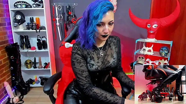 Yelena_LatexMaidenn Live XXX chat
