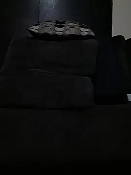 Yanwoods420 Show in webcam