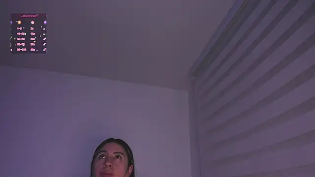 K2xxKrawln Live XXX chat