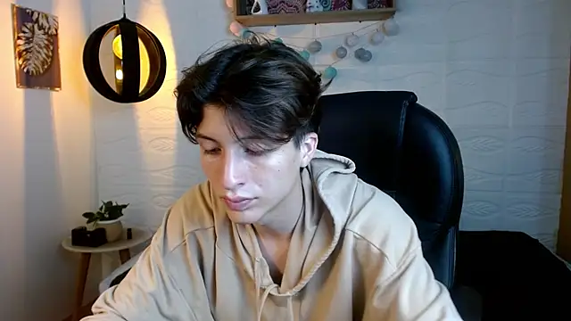 Chat +18 de Marcoviolet ao vivo