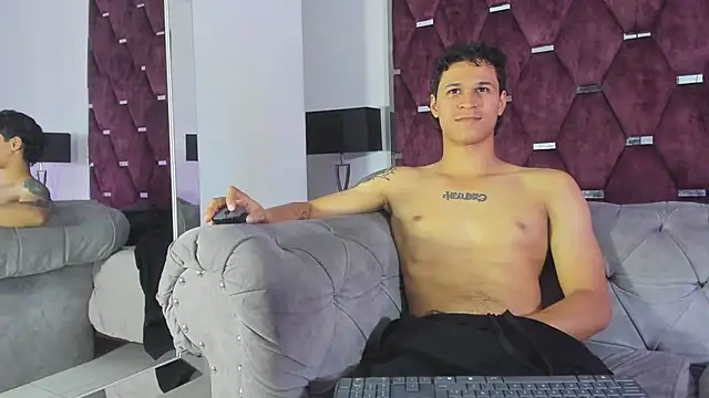 TonyBenedettin Live XXX chat