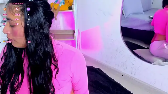 Emilybta – Naživo XXX chat