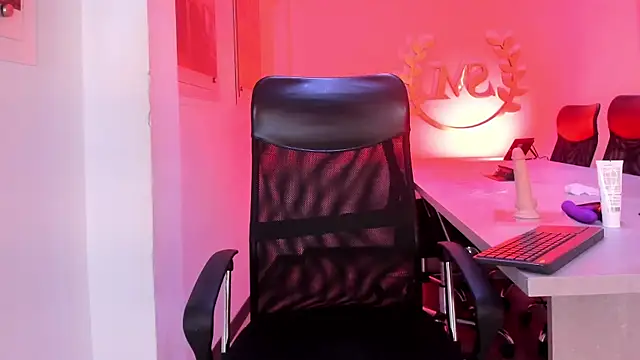 Živý XXX chat MaiaLopez