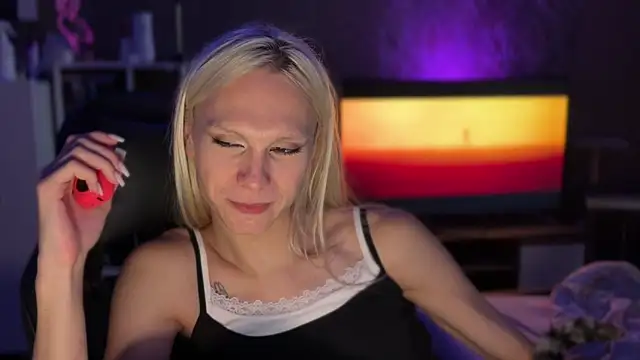 sindLy Chat XXX live