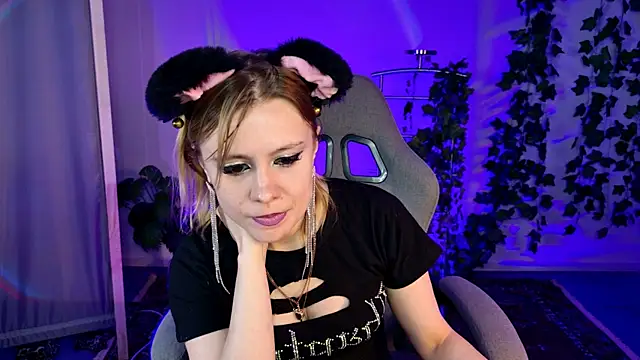 Kumiho_7777's Live XXX Chat