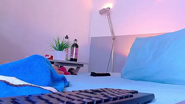 Chat XXX ao vivo de cutepetitee