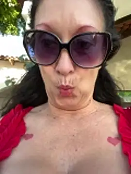 Chatroom XXX en direct de TheDime