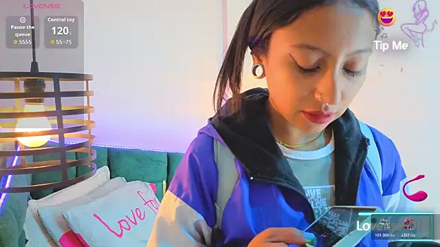 Sheilly_brown – Naživo XXX chat