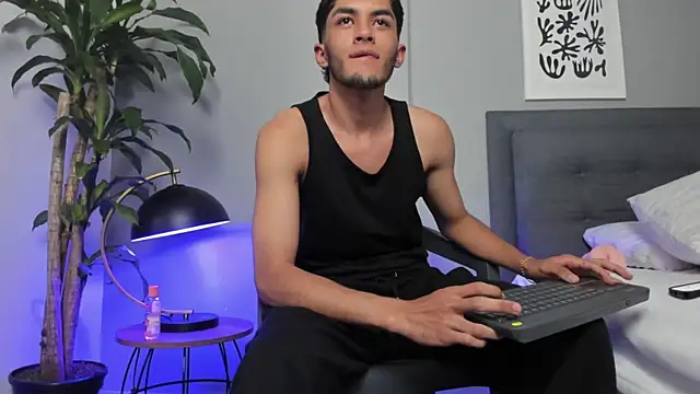 Tylerffoxx 라이브 XXX 채팅