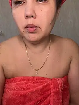 Love__beby Adlı Modelin Canlı XXX Sohbeti