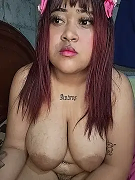 la_rojita élő XXX-chatje