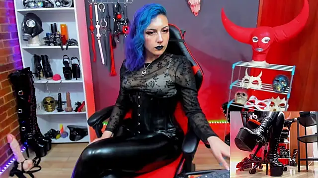 Yelena_LatexMaiden Live XXX-chat