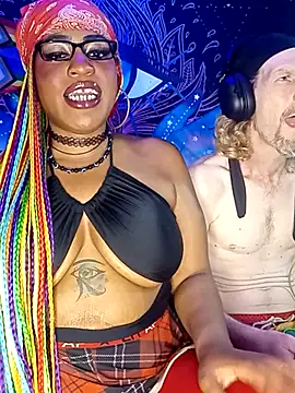 AmazonianMistress' Live XXX Chat