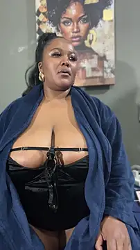 SultryBusty 现场XXX聊天