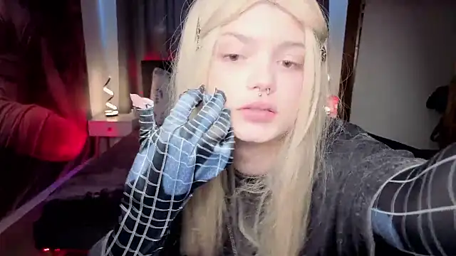 MileyRood XXX чат на живо