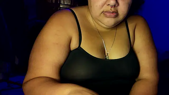 Chat +18 de xlatinastar ao vivo