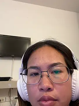 Ponthip 라이브 XXX 채팅