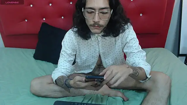 bigcock_robert Live XXX-Chat