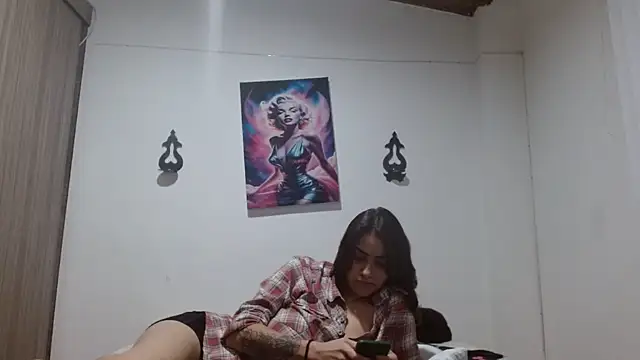 Crystal_Star_'s Live XXX Chat