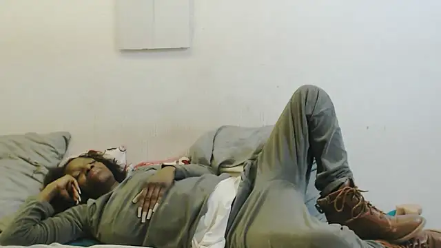 Chat +18 de BrunetteNaomi8 ao vivo
