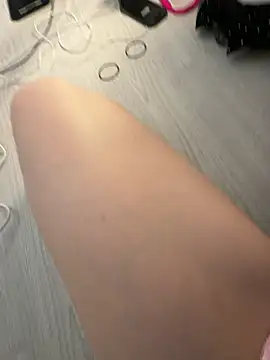 צ'אט XXX בשידור חי של Luna_honey7