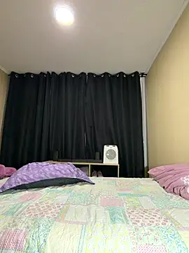 Chat +18 de feli2309 ao vivo