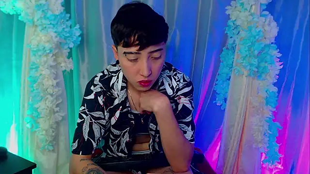 MAXYM_LUXE_ Chat XXX in diretta