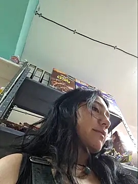 צ'אט XXX בשידור חי של Eveelync25_
