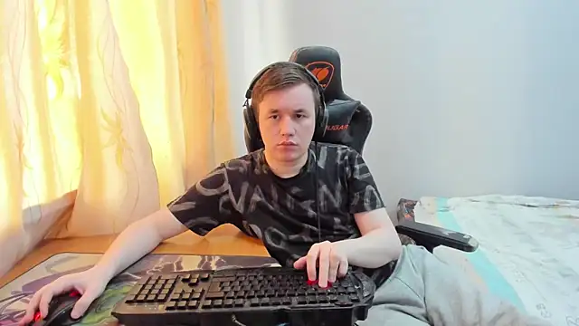 iliaskrislove's Live XXX Chat