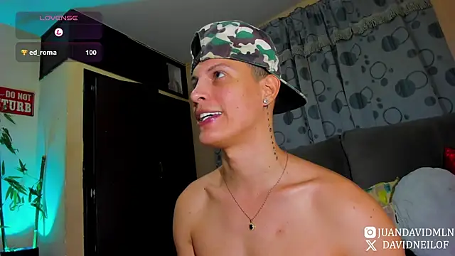 DavidNeill live XXX chat