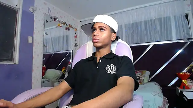 Chat XXX Live Santy_bigcock_01