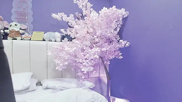 Shizuko_ Adlı Modelin Canlı XXX Sohbeti