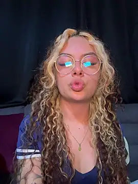 Chat +18 de Joyce-fire ao vivo