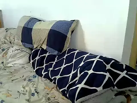 Živý XXX chat purplescarlet