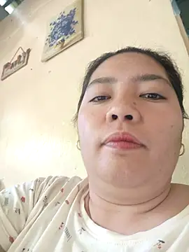 Živý XXX chat naughtiestmumknky99