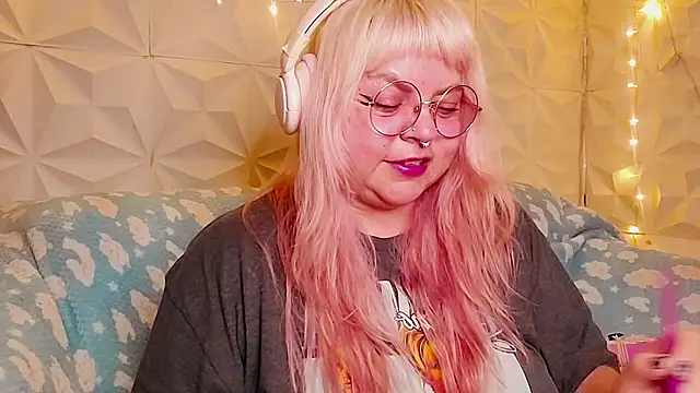 Czat XXX na żywo – Satyn_doll
