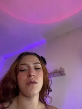 Chat XXX en directo de Ginger-Foxy