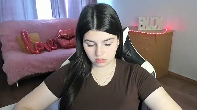 Živý XXX chat KisaModel