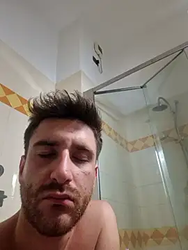 simo1097 Adlı Modelin Canlı XXX Sohbeti