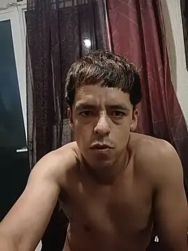 Junior_47 Live XXX Chat